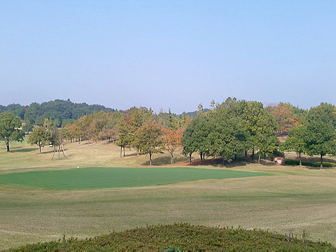 鳩山カントリークラブ　訪問記