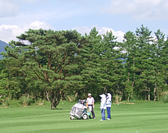 箱根カントリー倶楽部　お客様とゴルフ