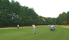 武蔵カントリークラブ笹井コース　お客様とゴルフ